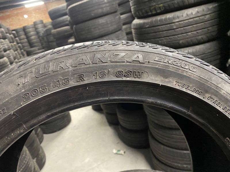 205/45R16 Bridgestone Turanza ER300 М0132olx фото