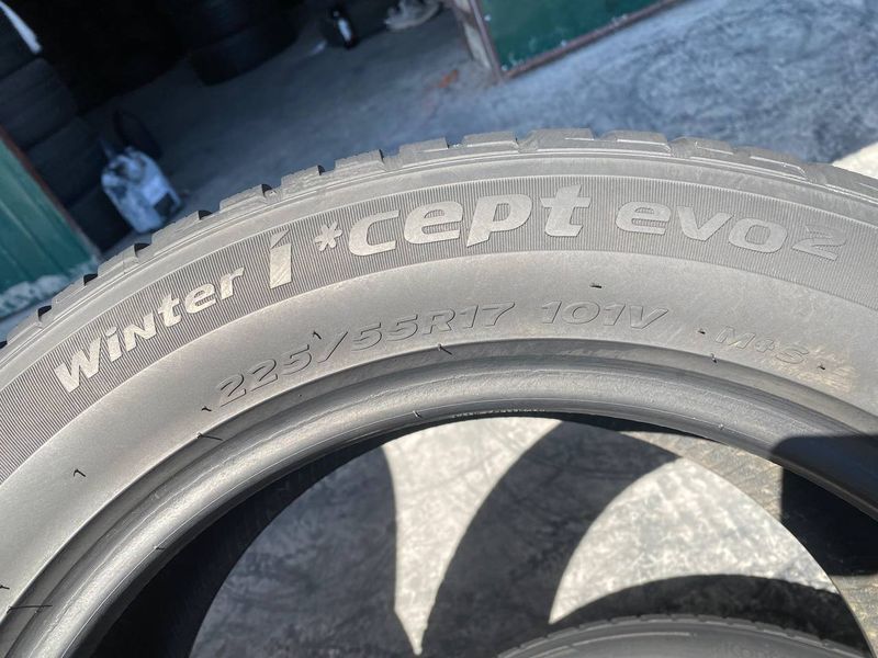 225/55R17 Hankook Winter I`Cept evo 2 0781 фото