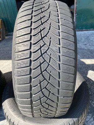 225/55R17 Goodyear UltraGrip Performance gen-1 0782 фото