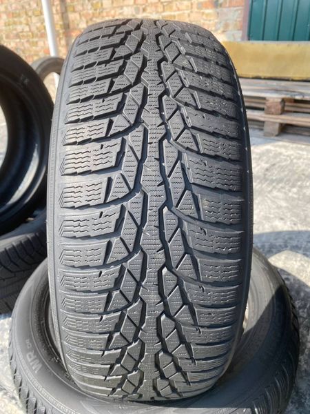 195/50R16 Nokian WR D4 0112 фото