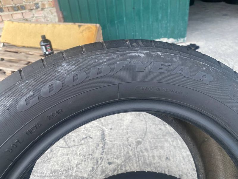 235/55R17 Goodyear Excellence 01087olx фото