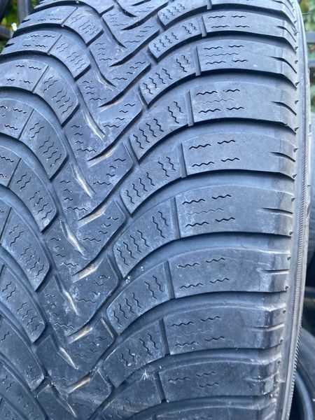 225/55R17 Falken EuroWinter HS01 01673olx фото