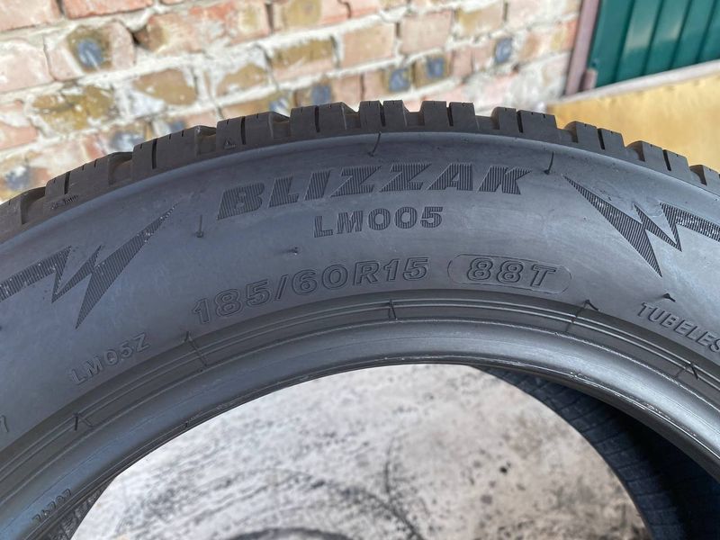 185/60R15 Bridgestone Blizzak LM005 0070 фото