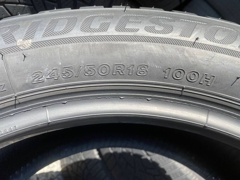 245/50R18 Bridgestone Blizzak LM001 01499 фото