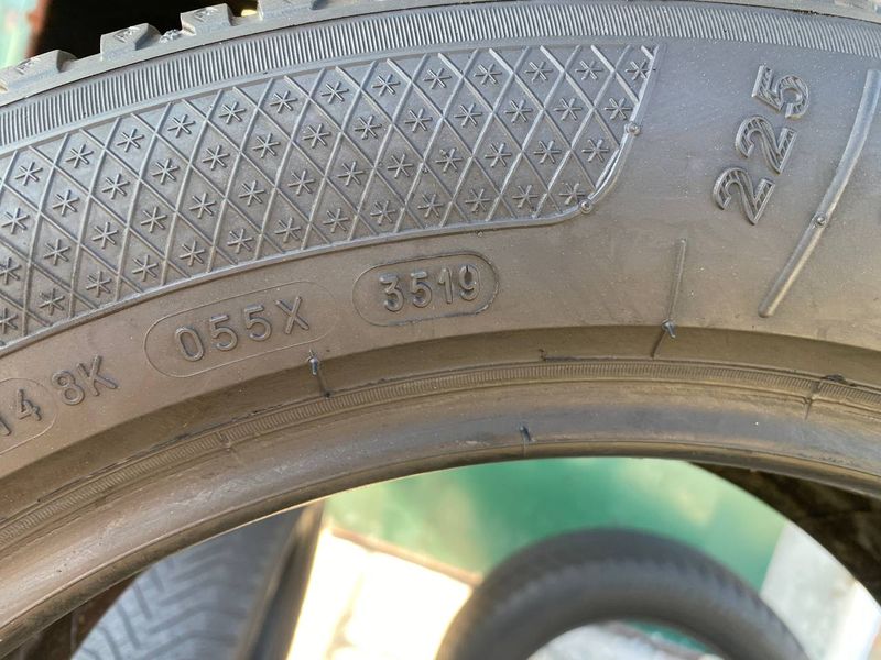 225/55R17 Kleber Krisalp HP3 01547 фото