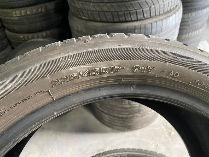 225/45R17 Bridgestone Turanza T005 0730 фото