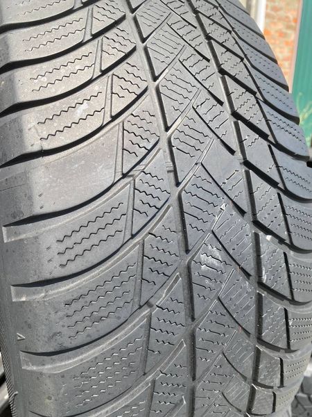 225/55R18 Bridgestone Blizzak LM001 01500olx фото