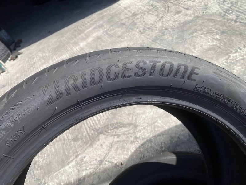 225/45R18 Bridgestone Turanza T005 01191 фото