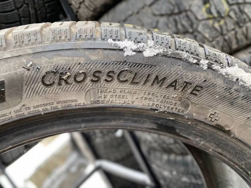 235/45R17 Michelin CrossClimate 0346 фото