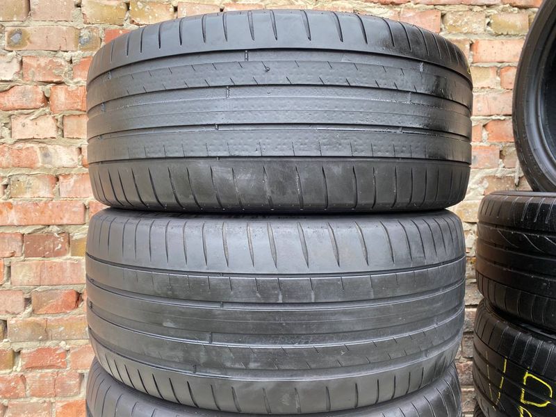 245/45R17 Michelin Pilot Sport 4 01089 фото