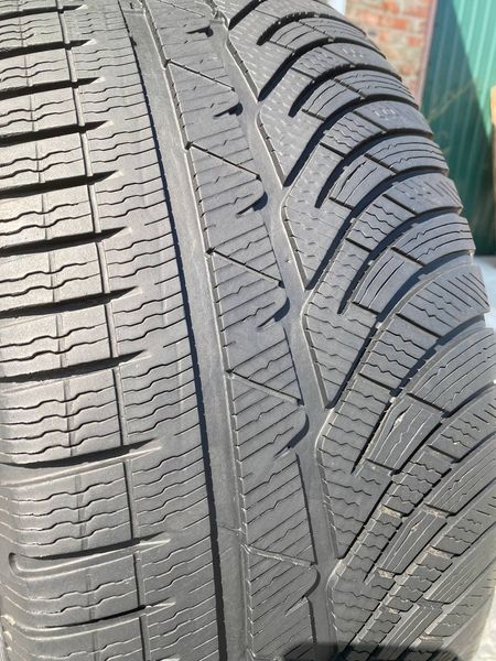 235/45R18 Michelin Pilot Alpin PA4 d0326 фото