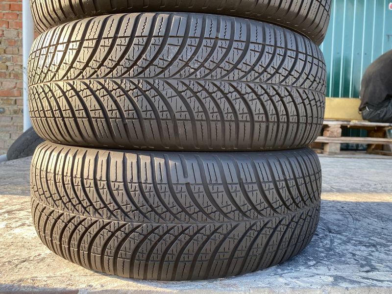 195/55R16 Goodyear Vector 4Seasons Gen-3 0306 фото