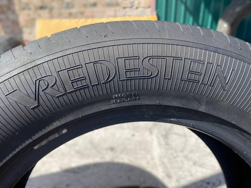 215/60R16 Vredestein Ultrac Satin 01037 фото