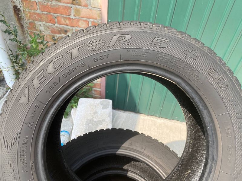 185/65R15 Goodyear Vector 5+ 01323 фото