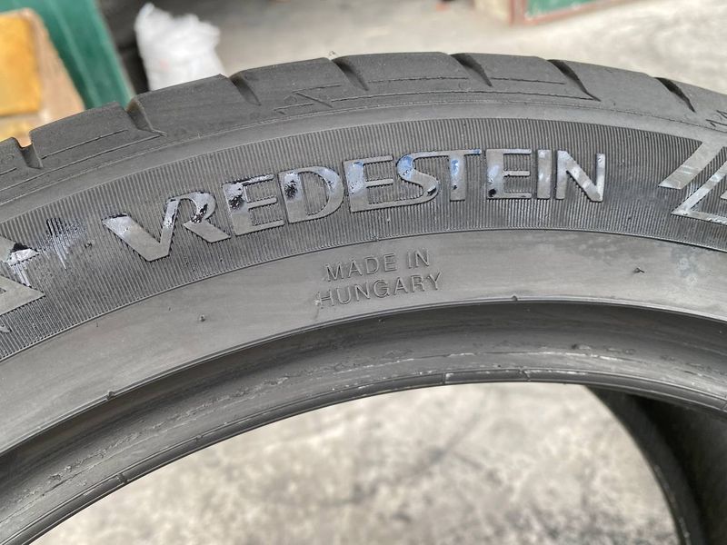 225/45R17 Vredestein UlTrac  0733olx фото