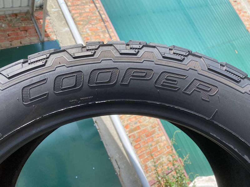 285/45R22 Cooper Tires Discoverer AT3 45 d0138olx фото