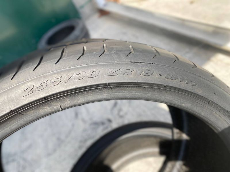 255/30R19 Pirelli P Zero Ч01141olx фото