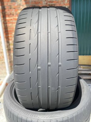 255/35R19 Bridgestone Potenza S001 01142 фото