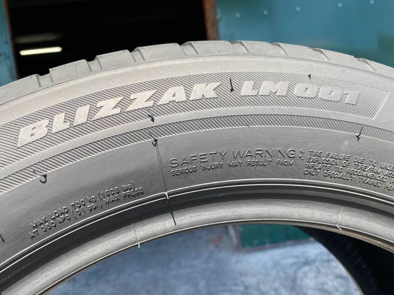 225/55R17 Bridgestone Blizzak LM001 d0400 фото