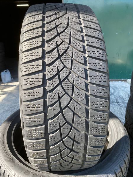 205/45R18 Goodyear UltraGrip d0340olx фото