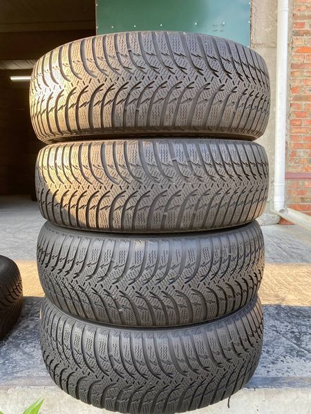 205/60R16 Kumho WinterCraft WP51 0658 фото