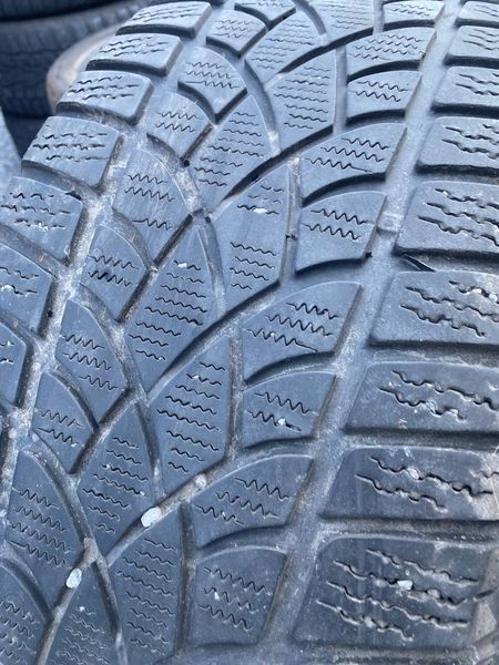 235/50R19 Dunlop  01646olx фото