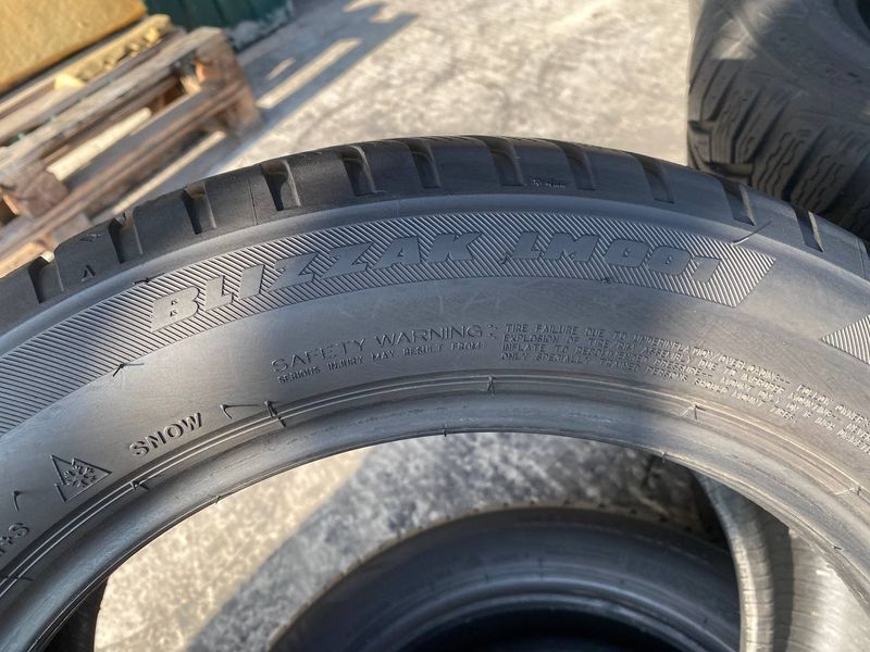 195/55R16 Bridgestone Blizzak LM001 0119 фото