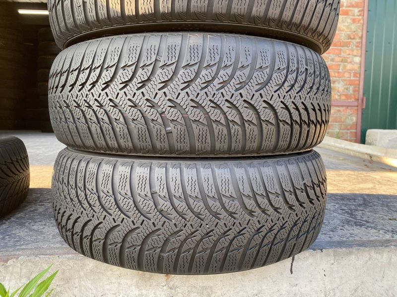 205/60R16 Kumho WinterCraft WP51 0658 фото