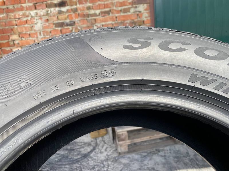 215/65R17 Pirelli Scorpion Winter 0756 фото