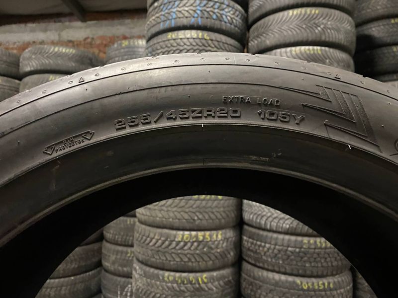 255/45R20 Dunlop Sport Maxx RT2 MO 0861 фото