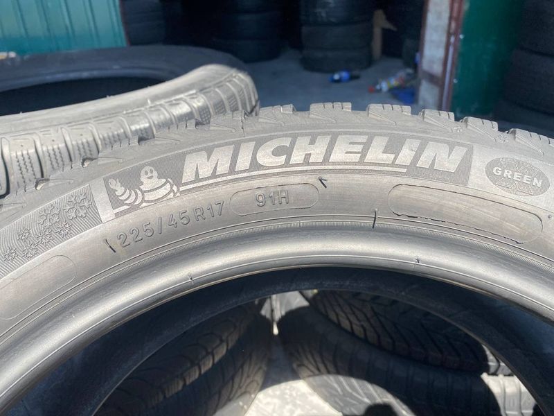 225/45R17 Michelin Alpin A4 01571 фото