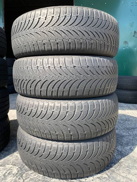 215/60R16 Nexen WinGuard Snow`G WH2 0685 фото