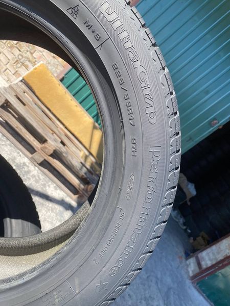 225/55R17 Goodyear UltraGrip Performance d0401 фото