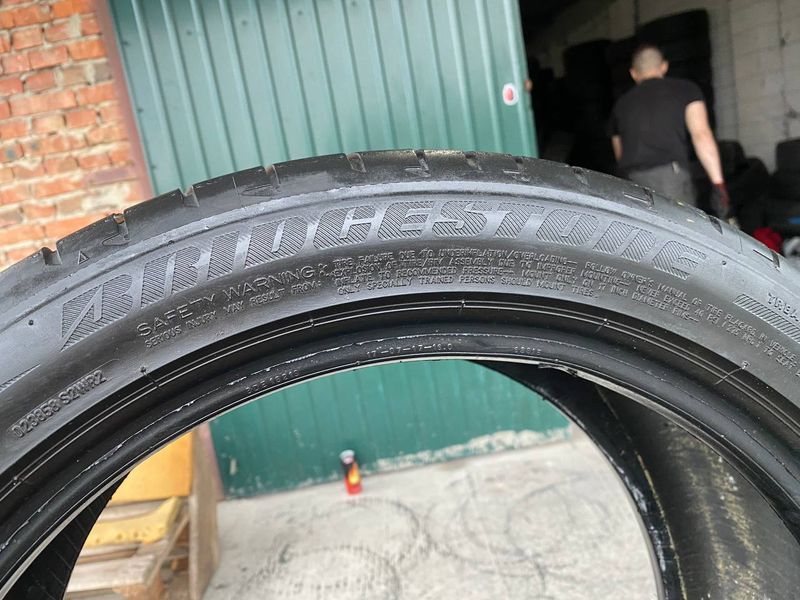 245/40R17 Bridgestone Potenza S001 01094olx фото