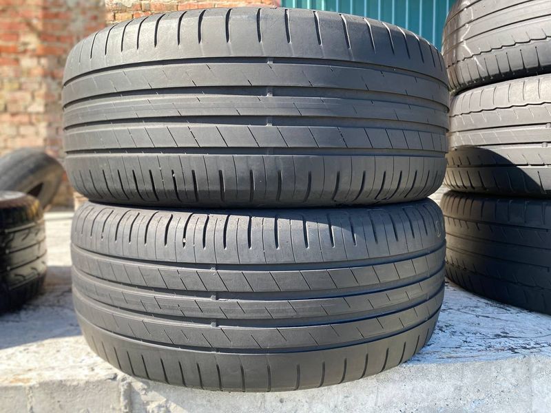 215/55R16 Goodyear EfficientGrip Performance 01041 фото