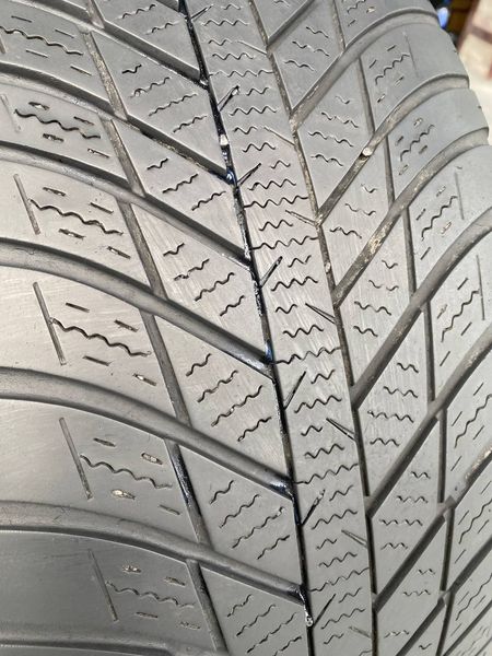 235/55R17 Nexen N`Blue 4Season SUV 0349olx фото