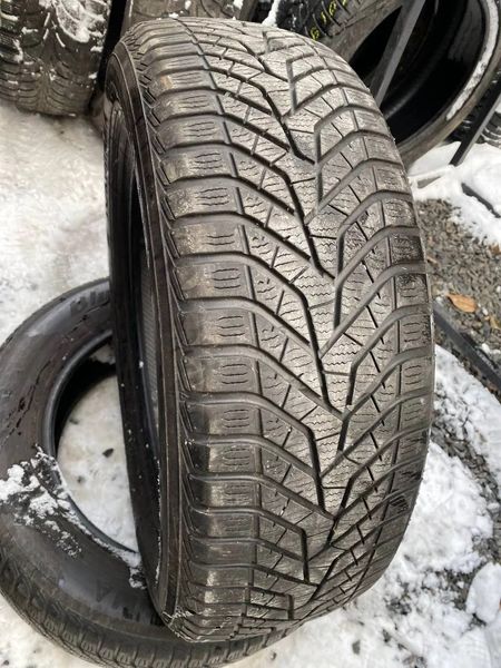 225/60R17 Yokohama BluEarth Winter V905 0793 фото