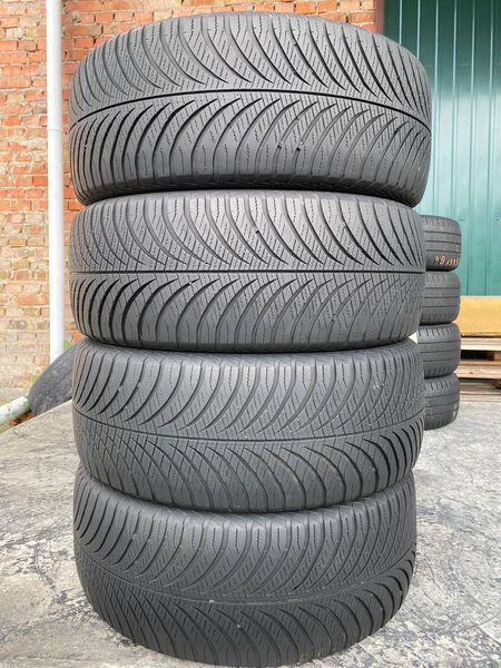 235/55R17 Goodyear Vector4Seasons GEN-2 0351olx фото