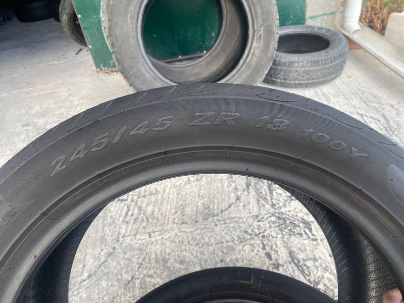 245/45R18 Pirelli PZero Nero 01198 фото