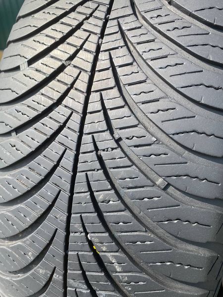 195/65R15 Goodyear Vector 4Seasons 01328 фото