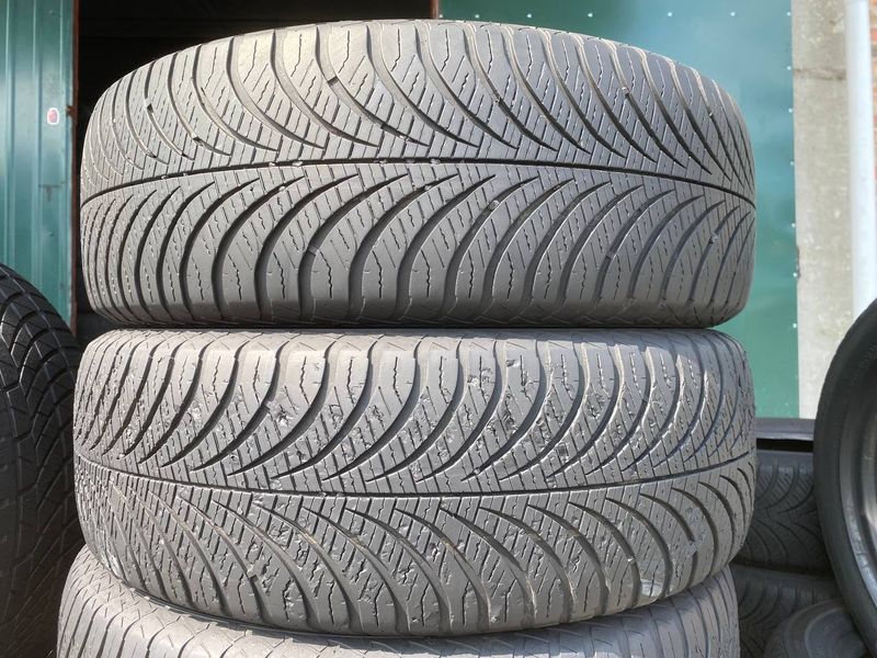 195/65R15 Goodyear Vector 4Seasons 01328 фото