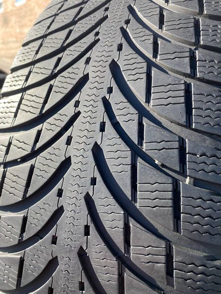 235/60R18 Michelin Latitude Alpin LA2 01838 фото