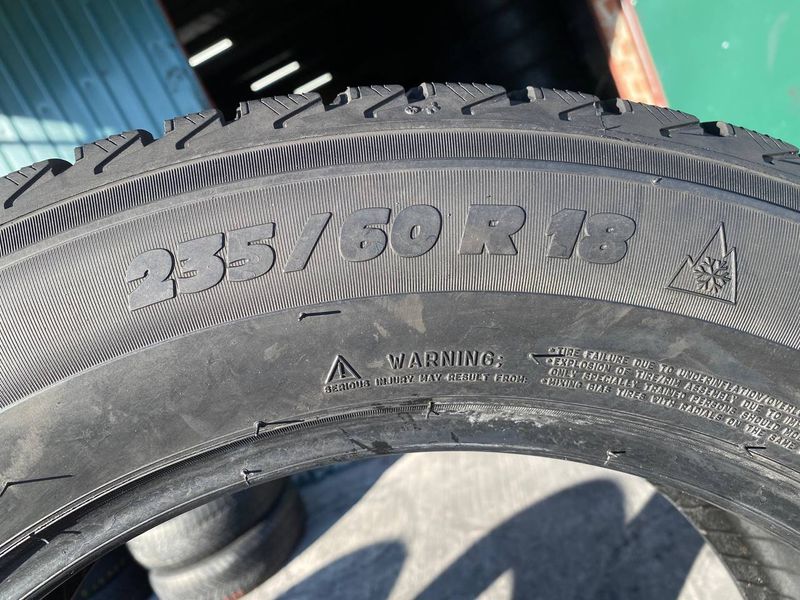 235/60R18 Michelin Latitude Alpin LA2 01838 фото