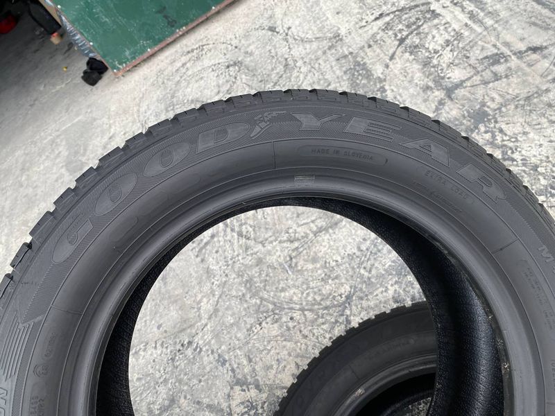 205/55R16 Goodyear Vector 4Seasons  0315olx фото