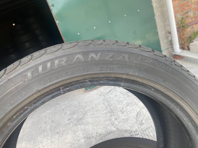 225/45R17 Bridgestone Turanza ER300 0945olx фото