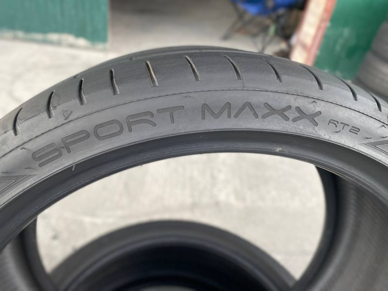 235/35R19 Dunlop Sport Maxx RT2 d0185 фото