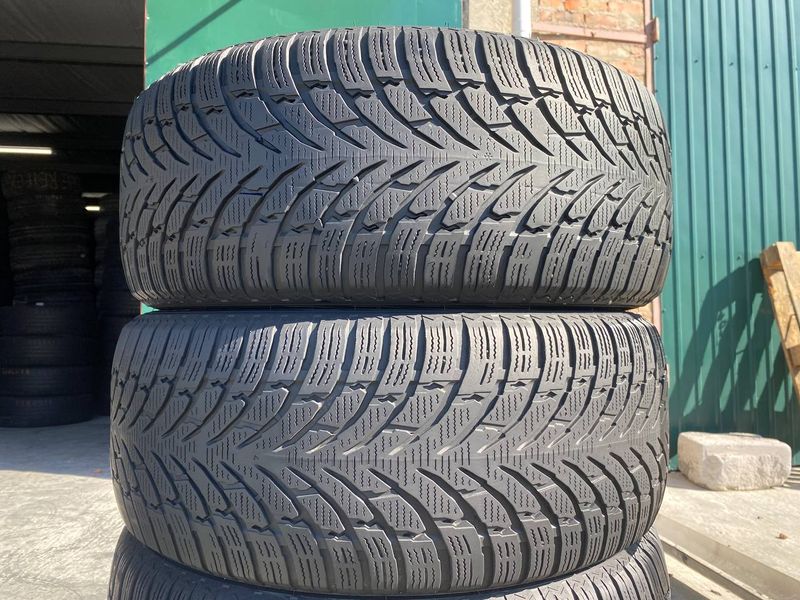 235/55R17 Nokian WR SUV4 0795 фото