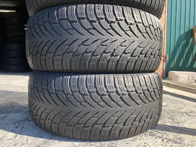 235/55R17 Nokian WR SUV4 0795 фото