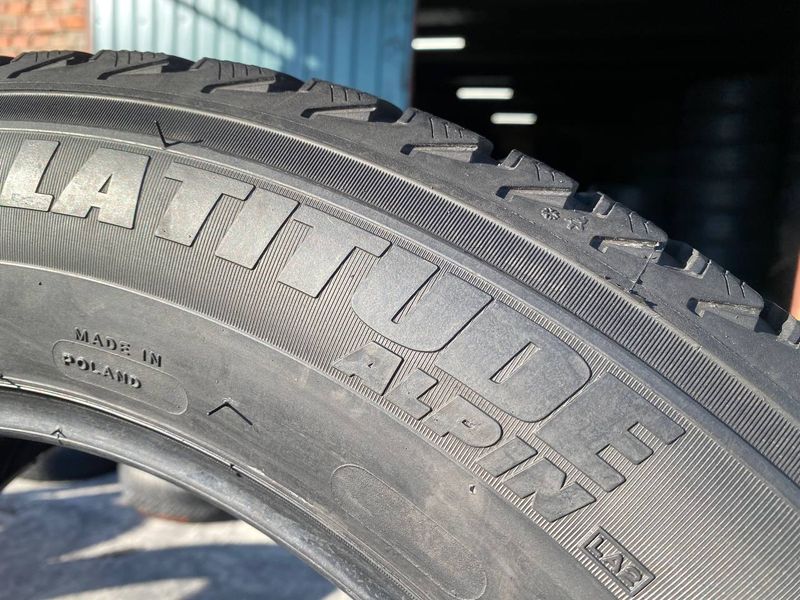 235/60R18 Michelin Latitude Alpin LA2 01838 фото