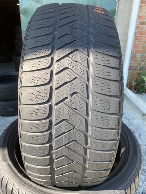 225/40R18 Pirelli Sottozero 3 0845olx фото